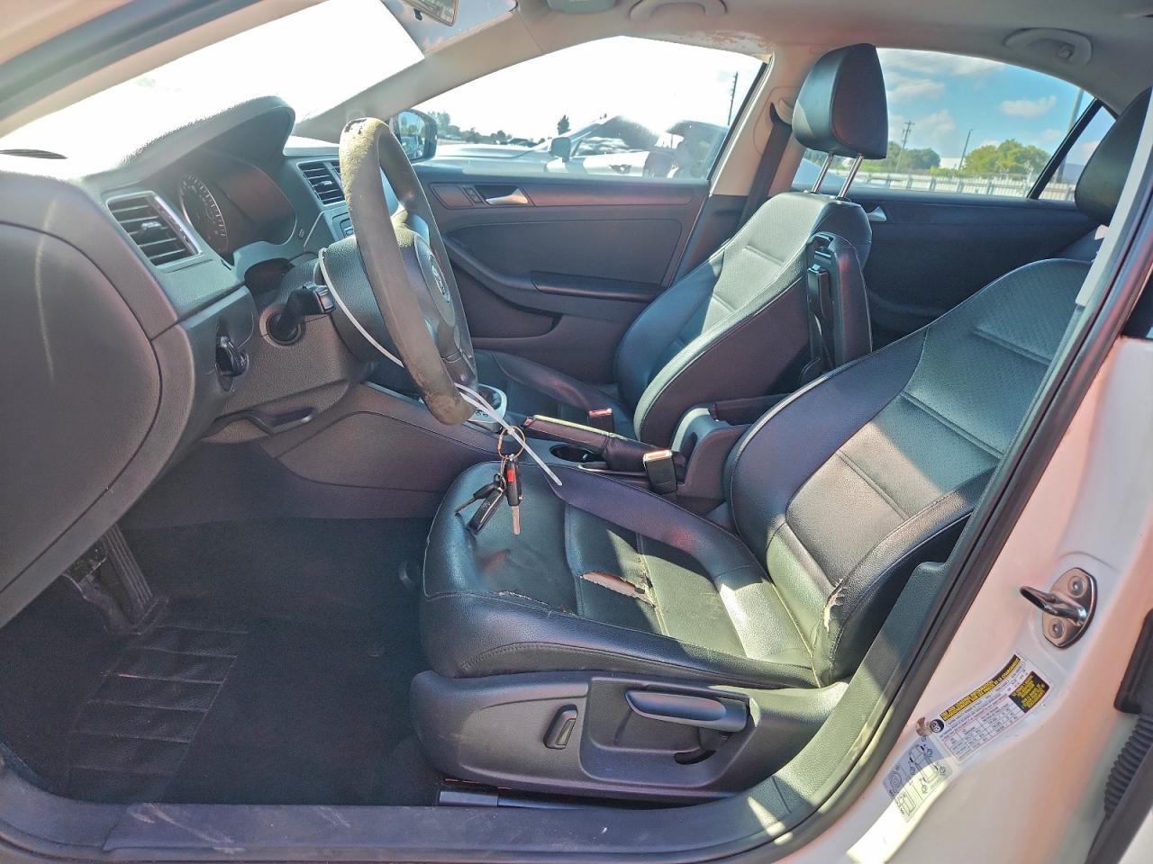 2014 VOLKSWAGEN JETTA