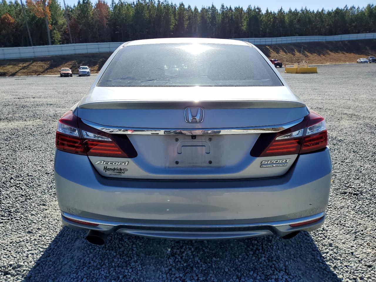 2017 HONDA ACCORD