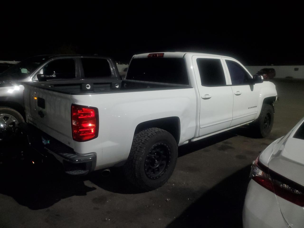 2017 CHEVROLET Silverado