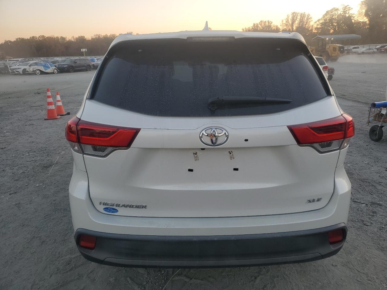 2019 TOYOTA HIGHLANDER