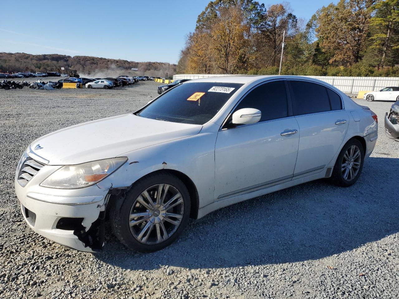 2011 HYUNDAI GENESIS