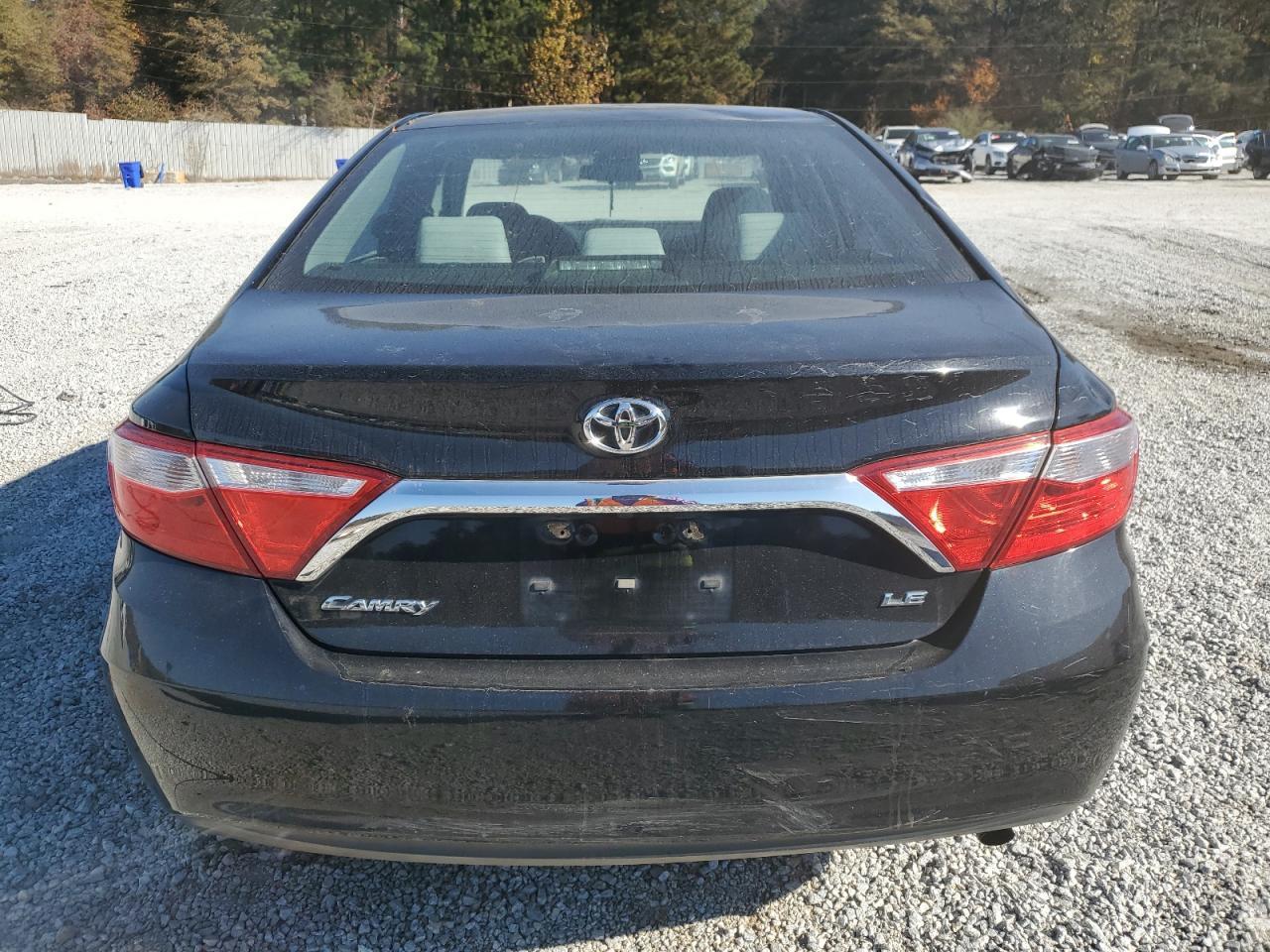 2017 TOYOTA CAMRY