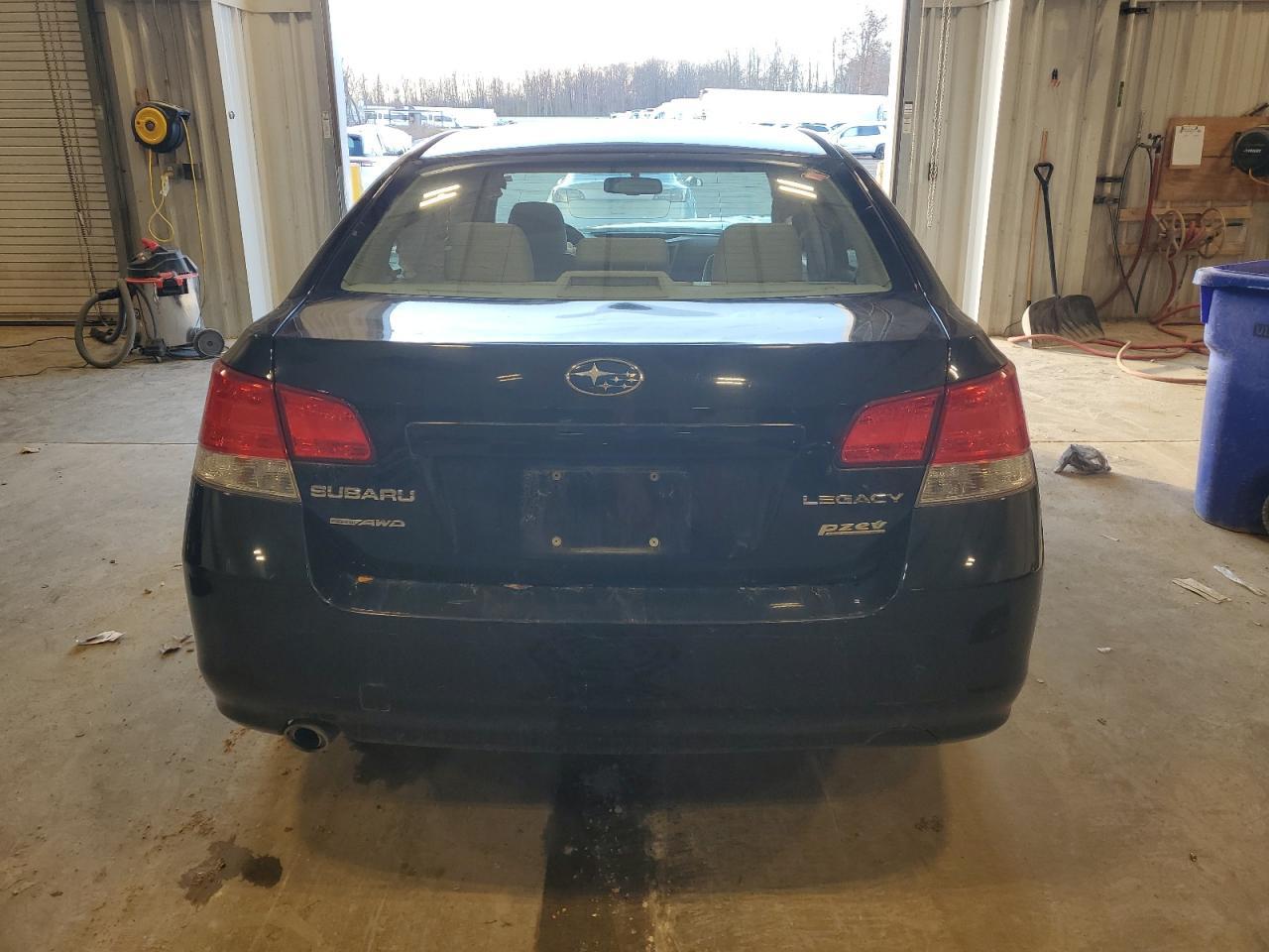 2013 SUBARU Legacy