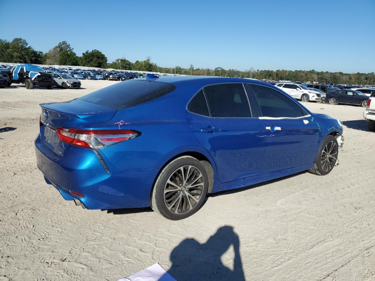 2018 TOYOTA CAMRY