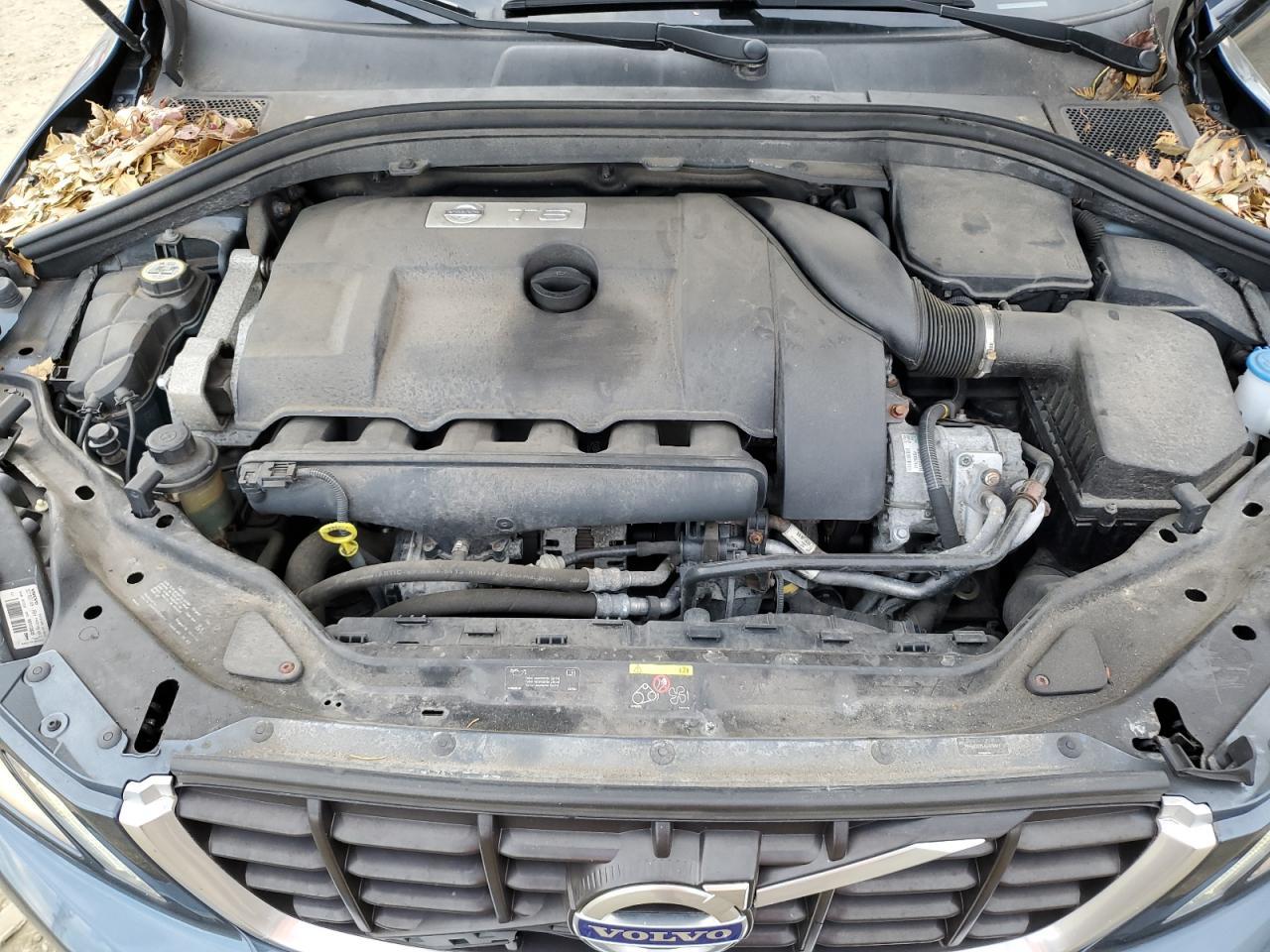 2010 VOLVO XC60