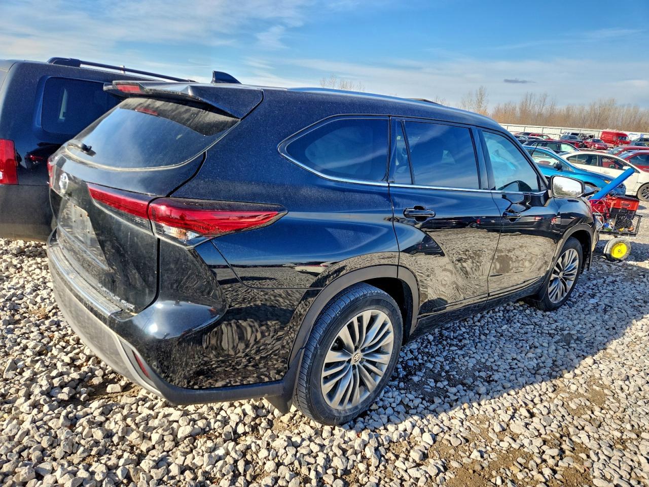 2021 TOYOTA HIGHLANDER