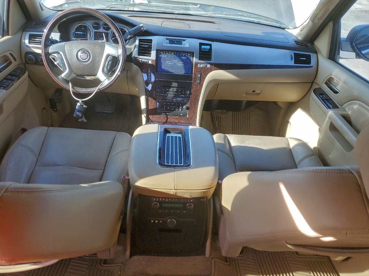 2013 CADILLAC ESCALADE