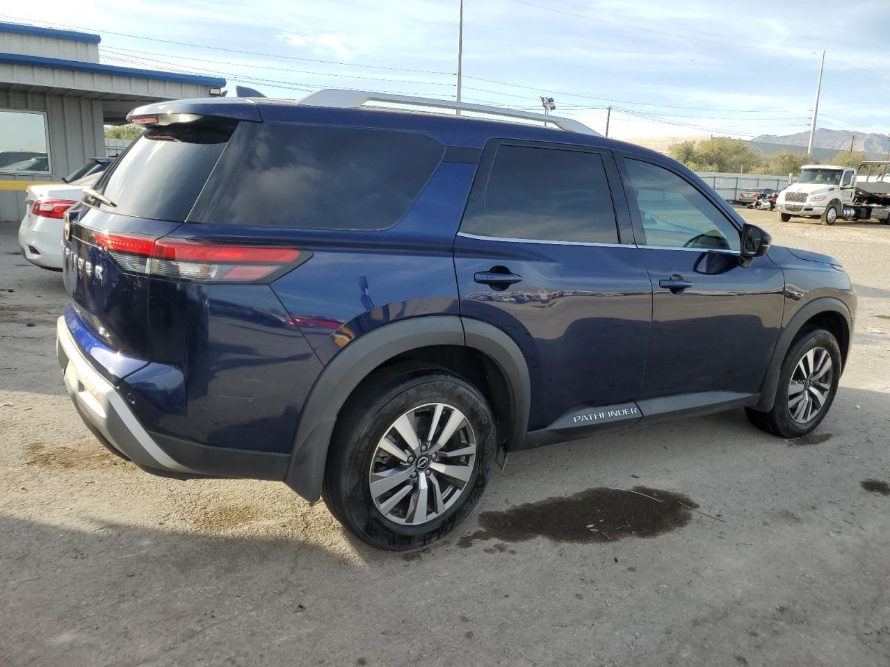 2022 NISSAN PATHFINDER