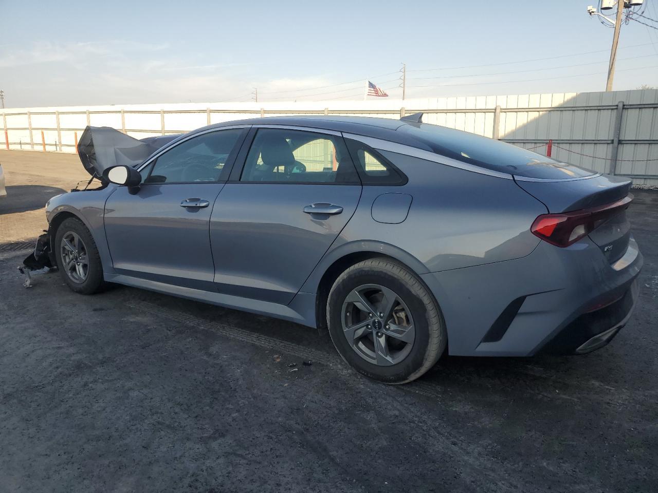 2022 KIA K5