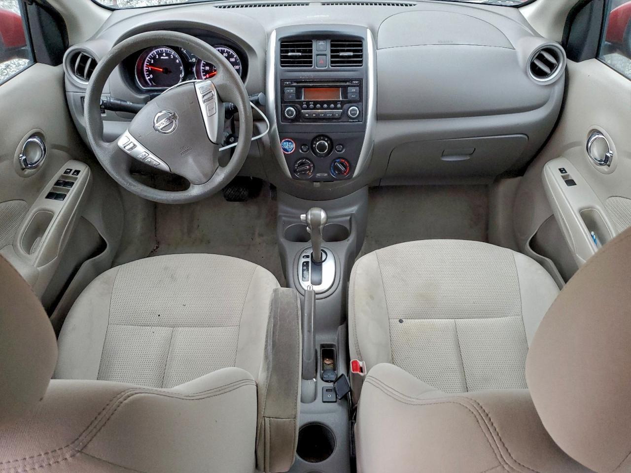2015 NISSAN VERSA