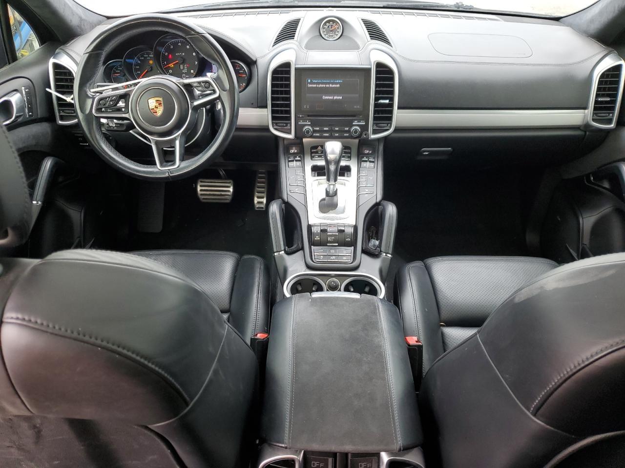 2018 PORSCHE CAYENNE