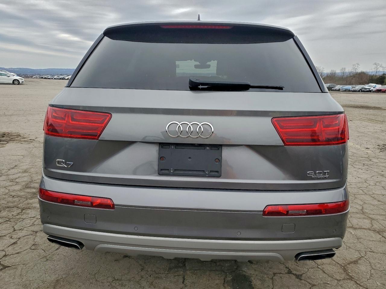 2017 AUDI Q7