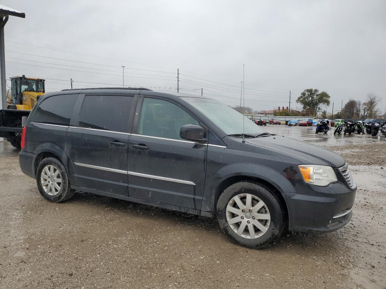 2016 CHRYSLER Town & Country