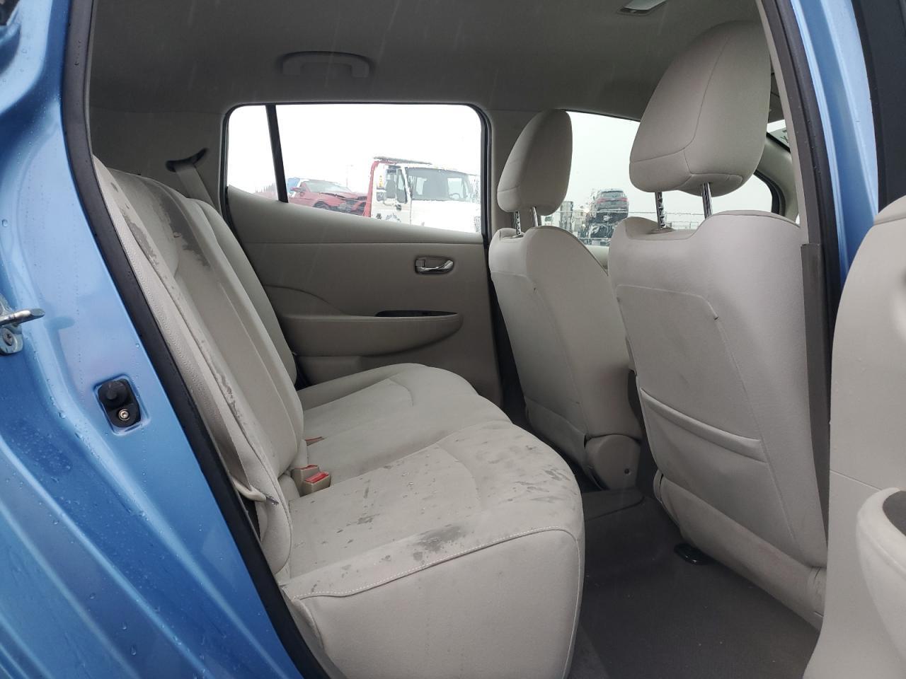 2012 NISSAN LEAF