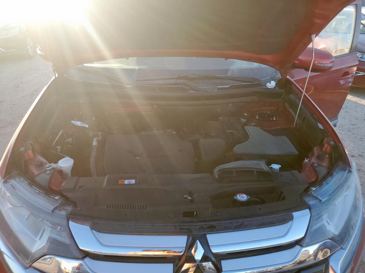 2016 MITSUBISHI outlander