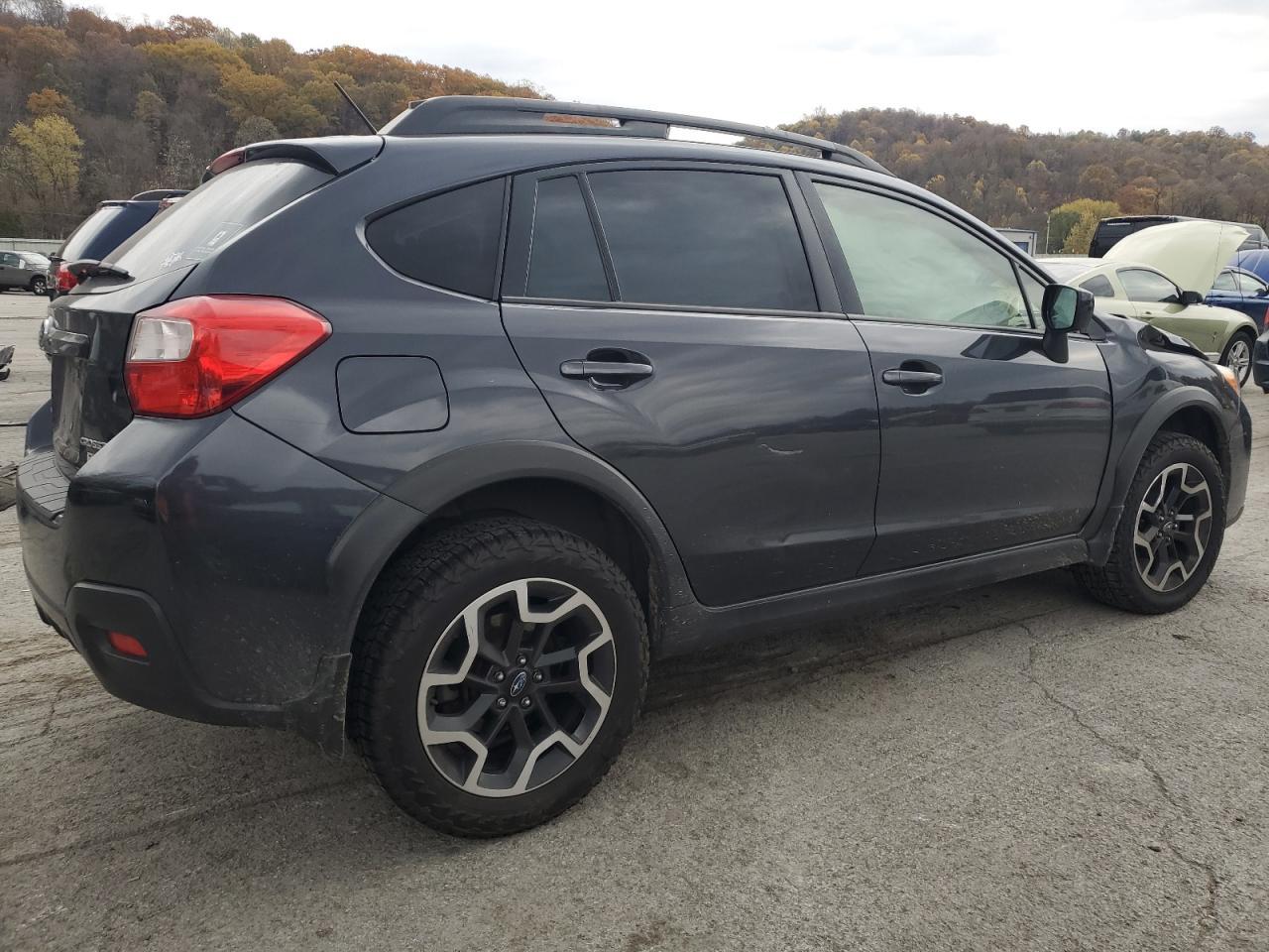 2017 SUBARU Crosstrek