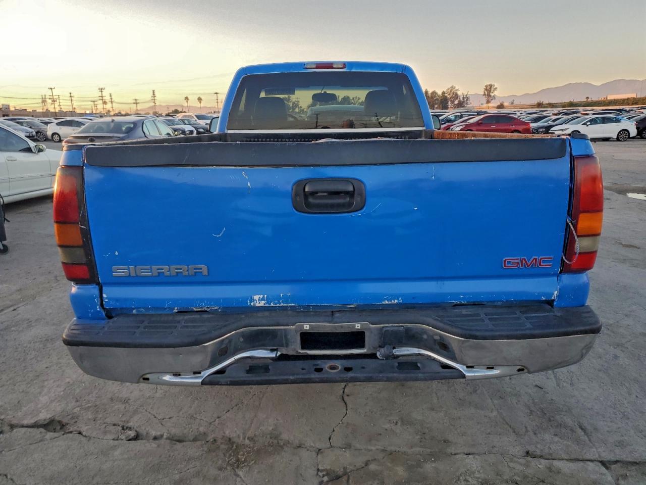 2003 GMC Sierra
