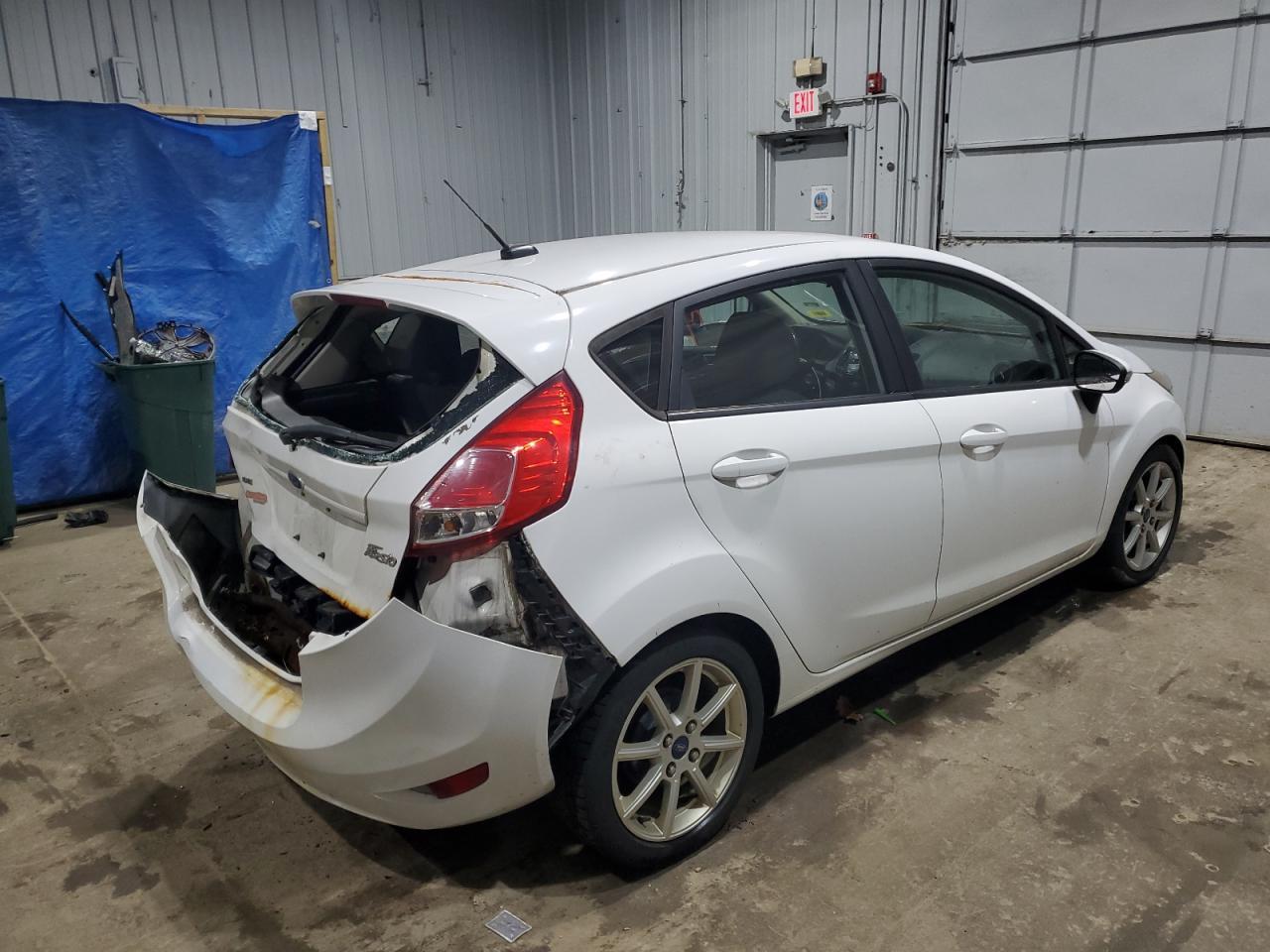 2015 FORD Fiesta