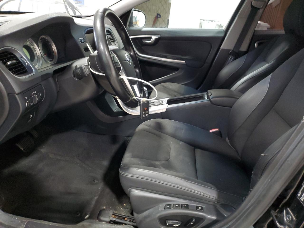 2013 VOLVO S60