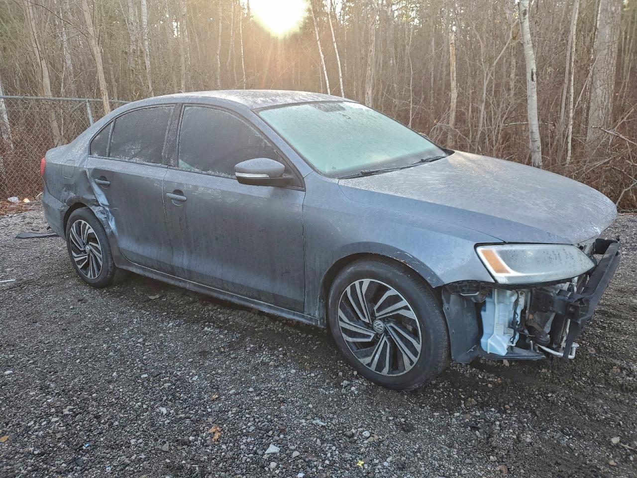 2015 VOLKSWAGEN JETTA