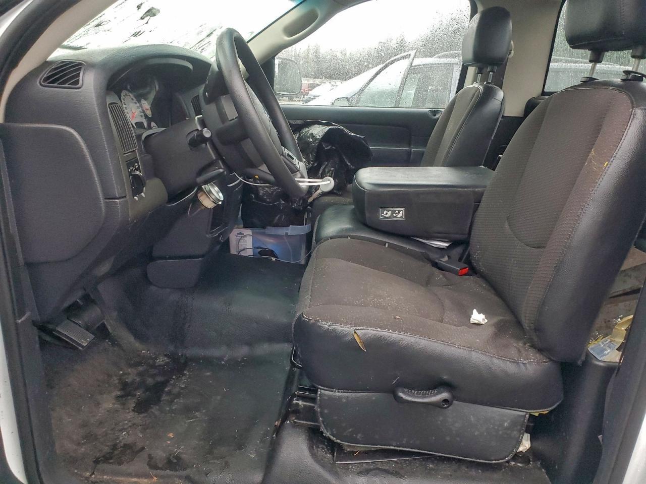2004 DODGE RAM 1500