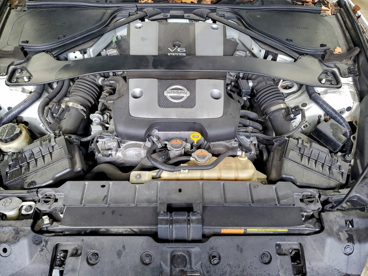 2016 NISSAN 370Z