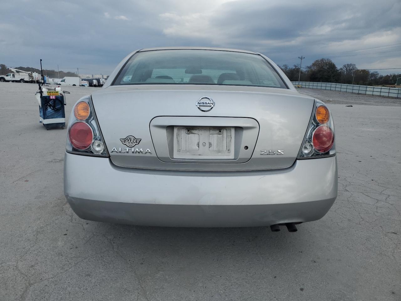 2004 NISSAN ALTIMA