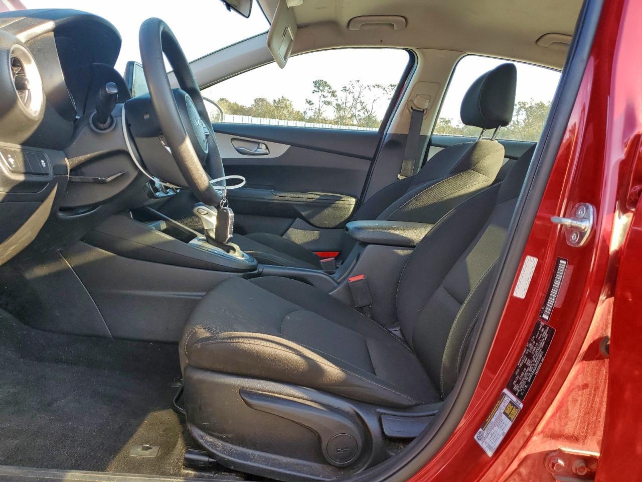 2023 KIA FORTE