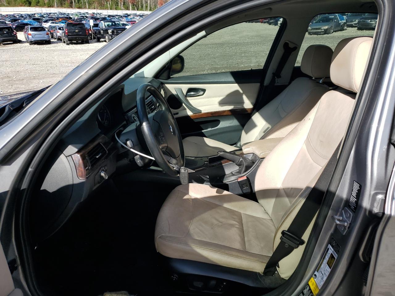 2011 BMW 3 SERIES