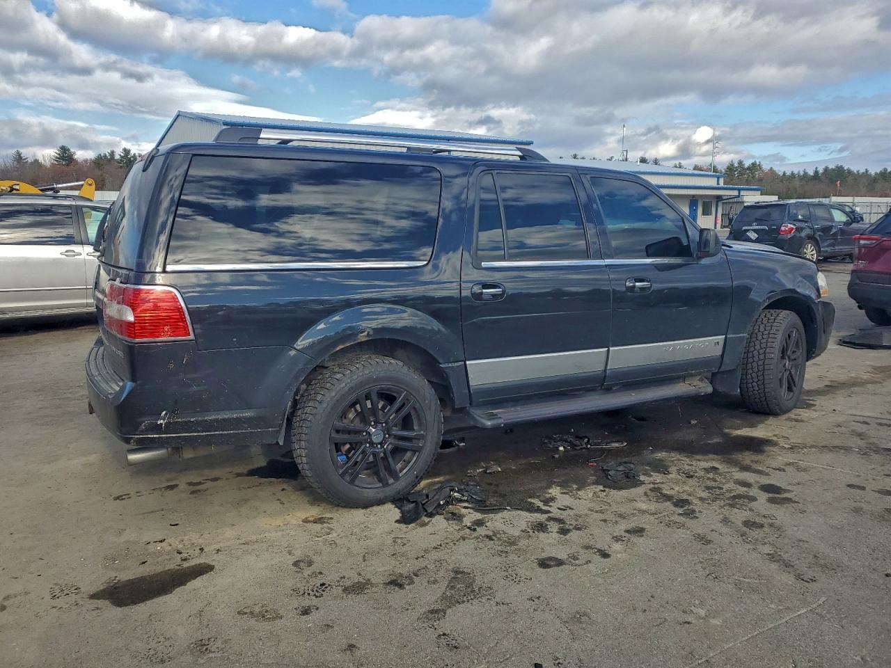 2010 LINCOLN Navigator