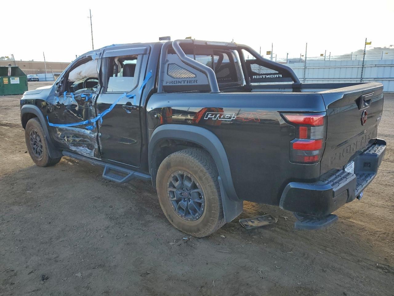 2022 NISSAN Frontier
