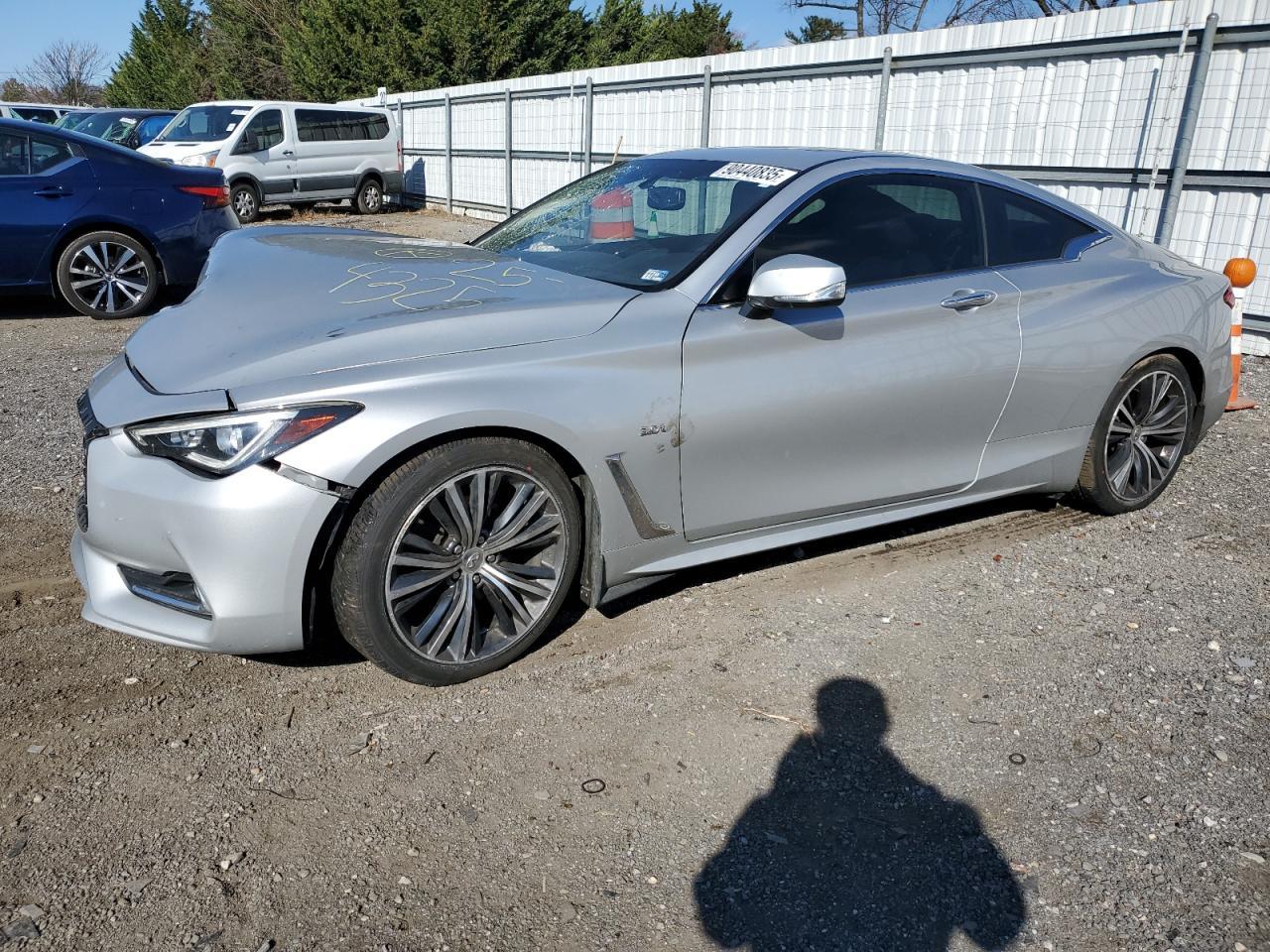2017 INFINITI Q60