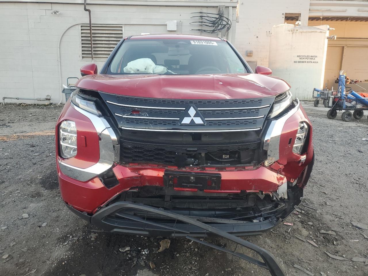 2022 MITSUBISHI outlander