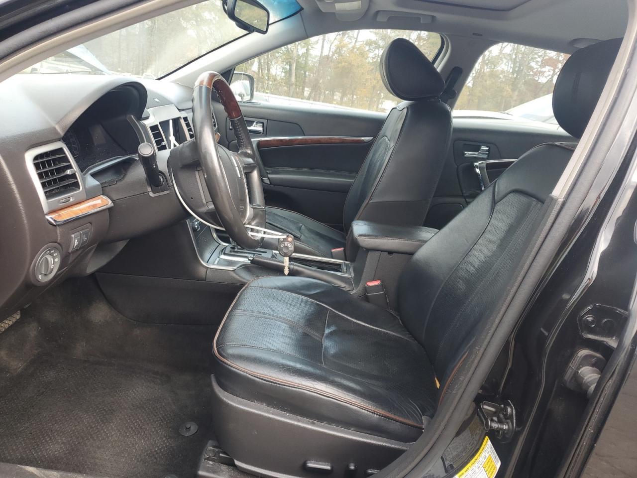2011 LINCOLN MKZ
