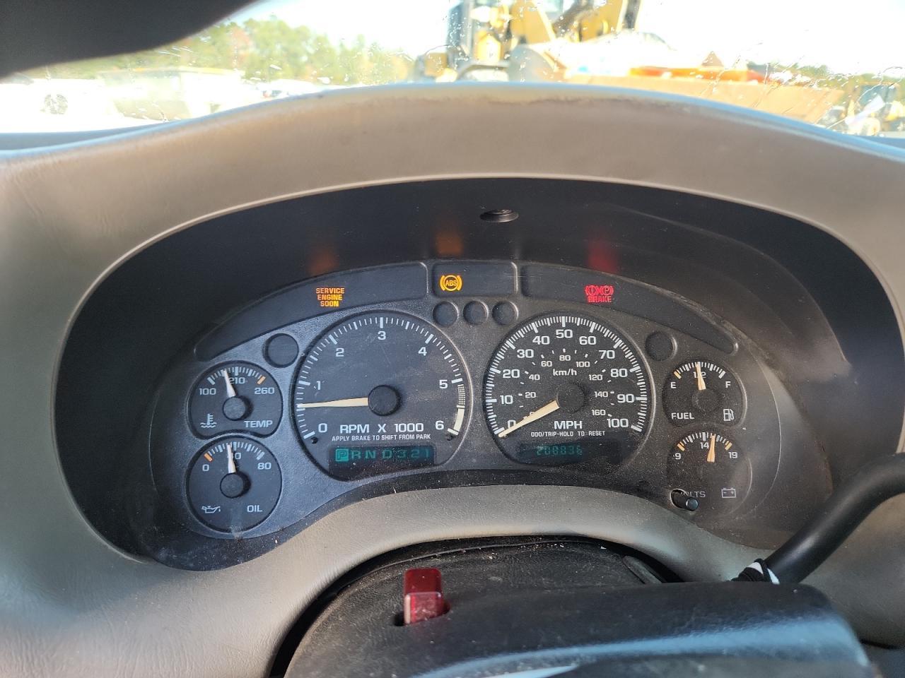 2004 CHEVROLET BLAZER