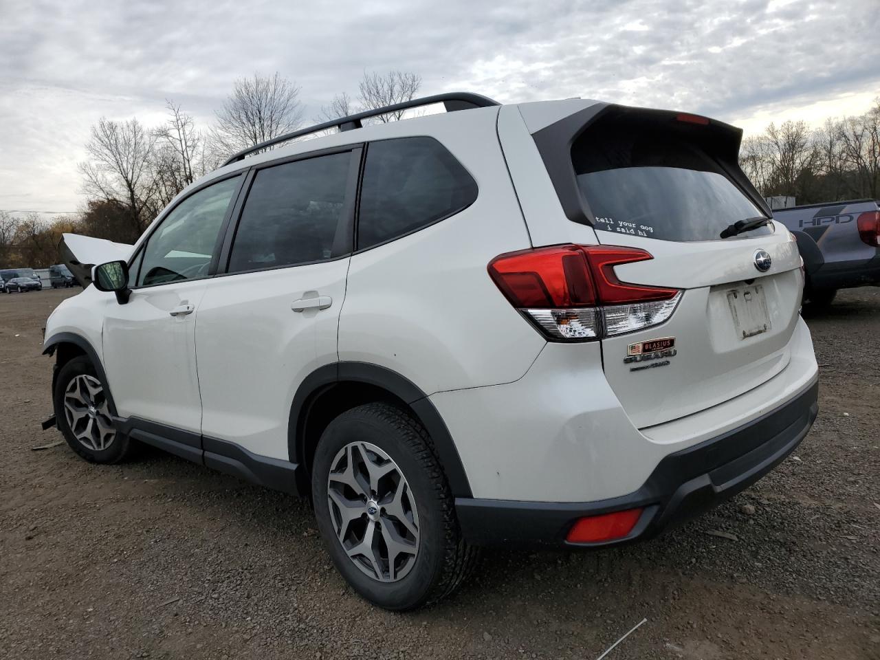 2020 SUBARU FORESTER