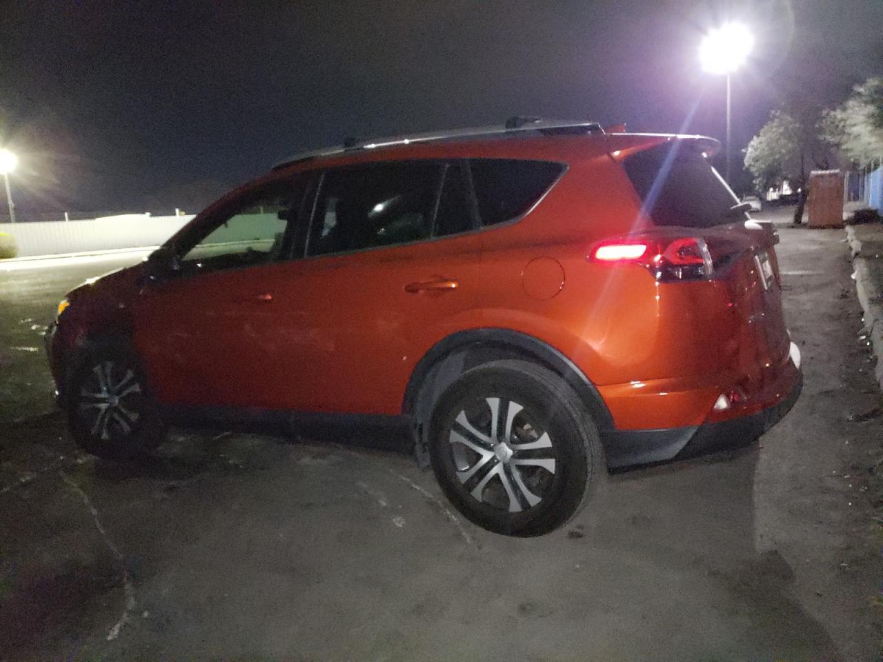 2016 TOYOTA RAV4
