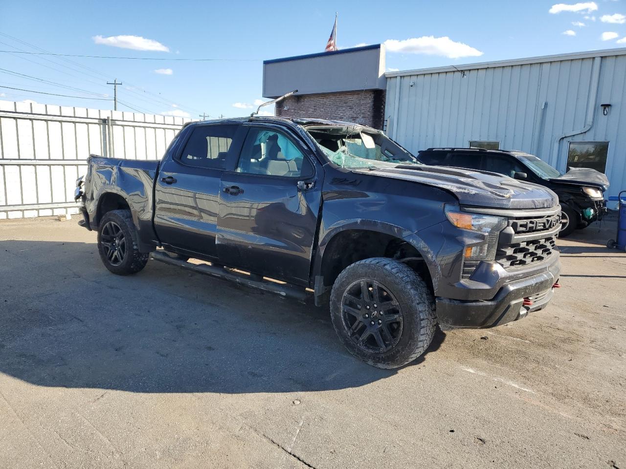 2024 CHEVROLET Silverado