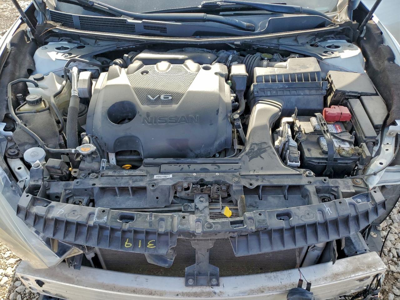 2017 NISSAN Maxima