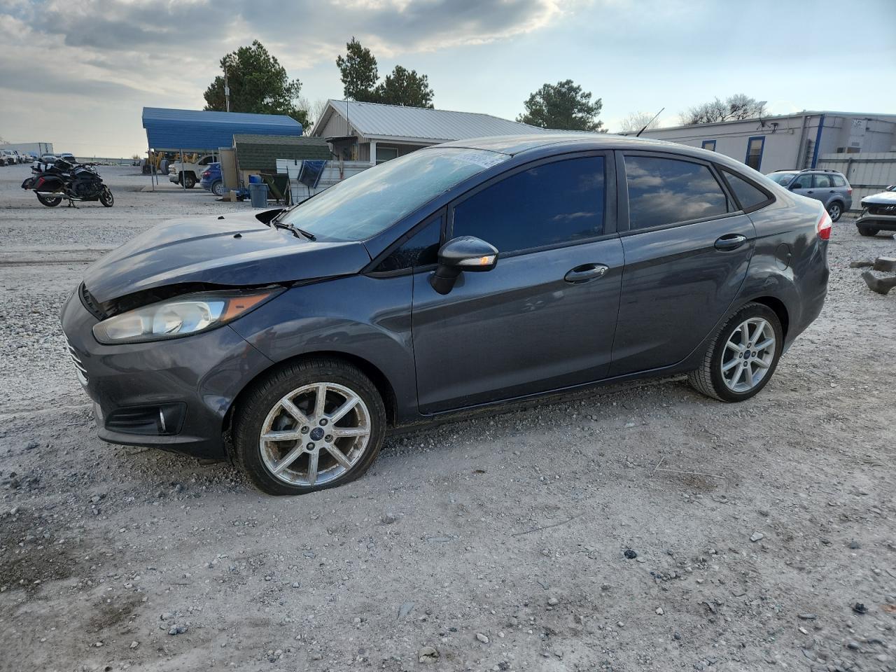 2016 FORD Fiesta