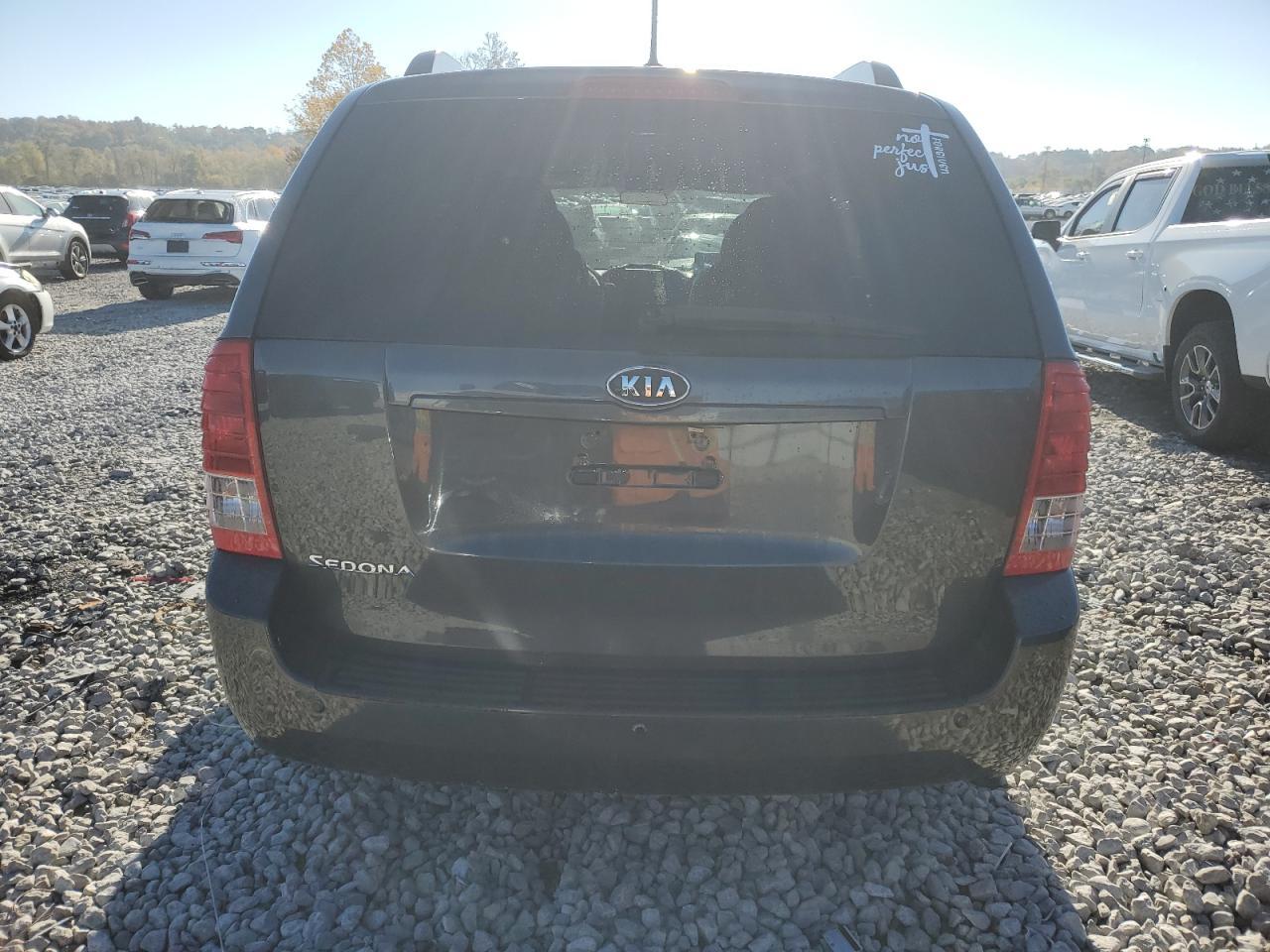 2012 KIA SEDONA