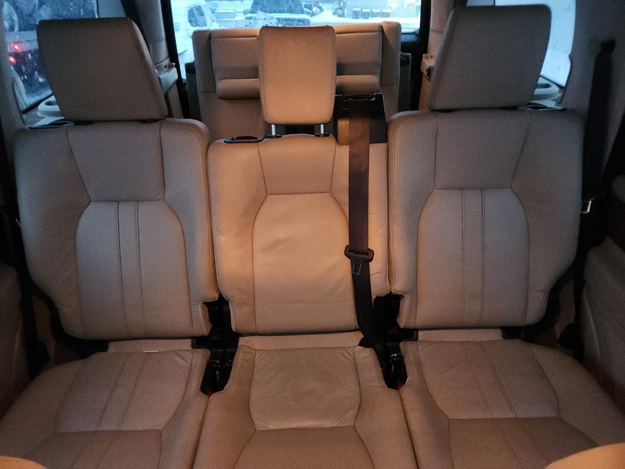2011 LAND ROVER LR4