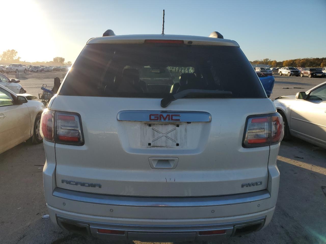 2013 GMC ACADIA
