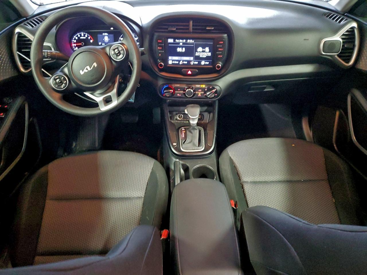 2022 KIA SOUL