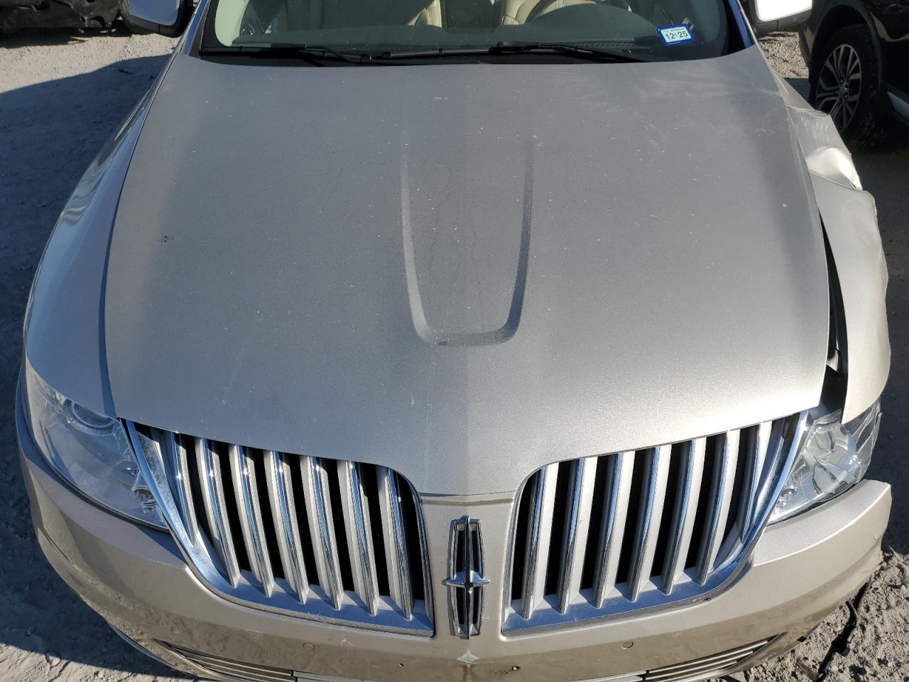 2010 LINCOLN MKS