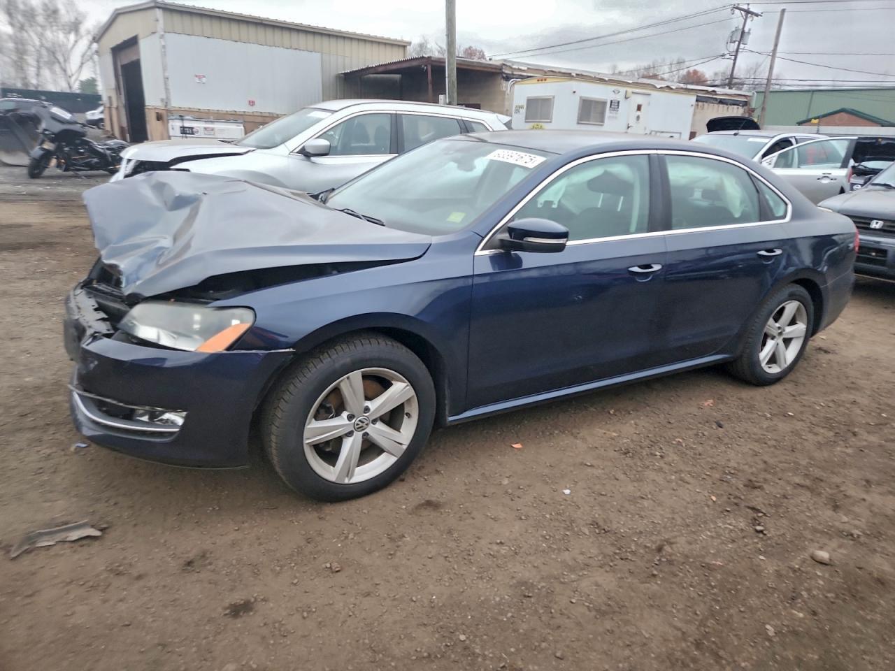 2015 VOLKSWAGEN Passat