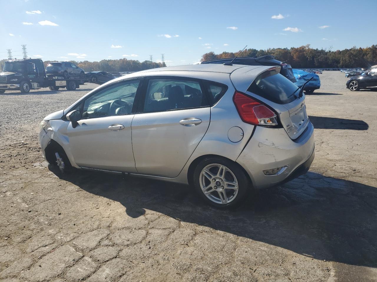 2018 FORD Fiesta
