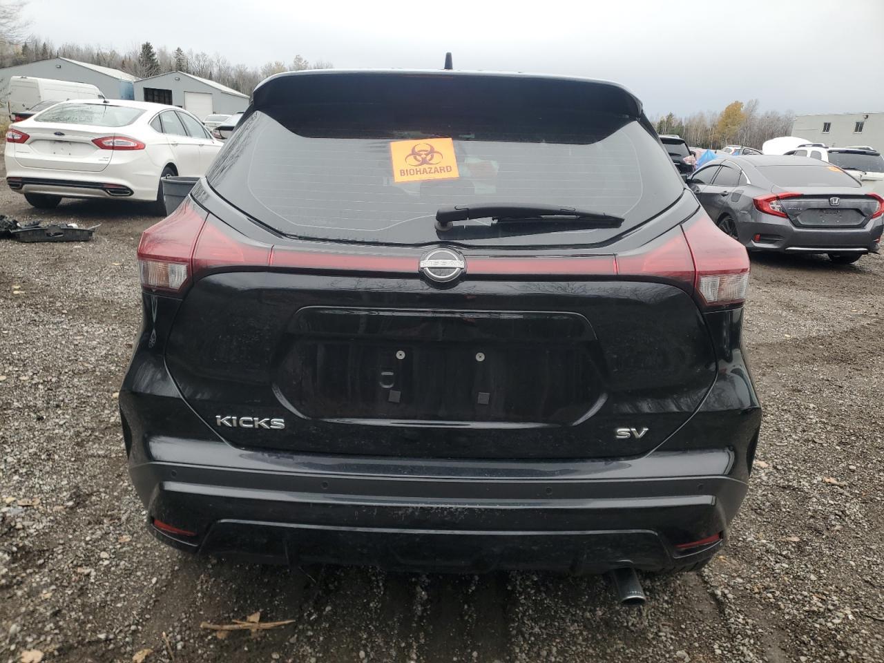 2022 NISSAN KICKS