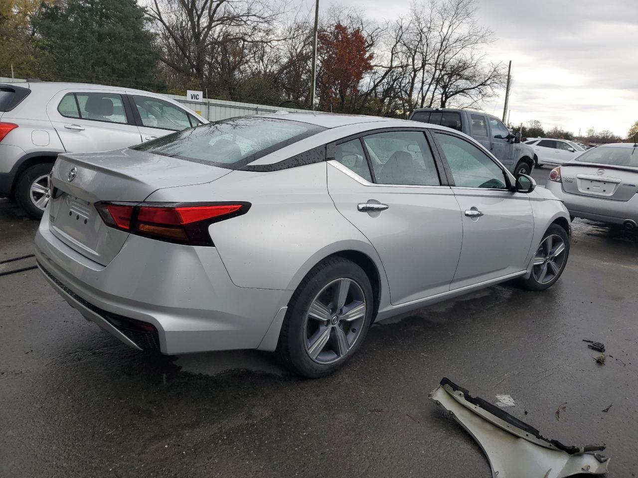 2019 NISSAN ALTIMA