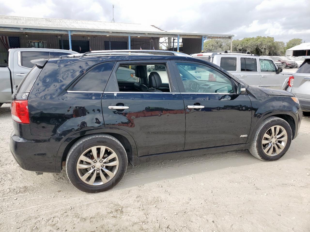 2013 KIA SORENTO